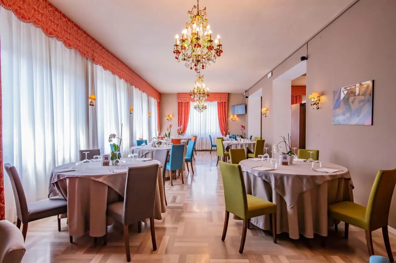 Hotel Villa Imperina Agordo 3*,
