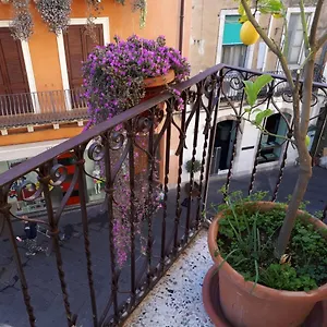 bb-villa-maria-ausilia.taorminaitalyhotels.com/